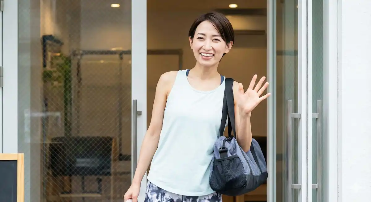 ピラティスを楽しんで継続している日本人女性の様子